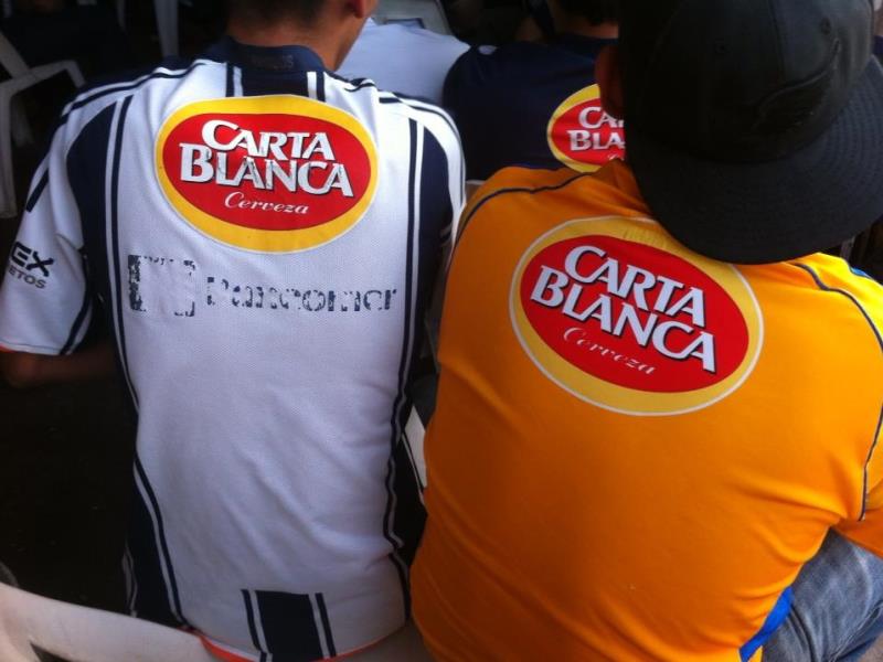 Clásico 105: Tigres vs Rayados,fiesta en la ciudad y el color de las dos aficiones