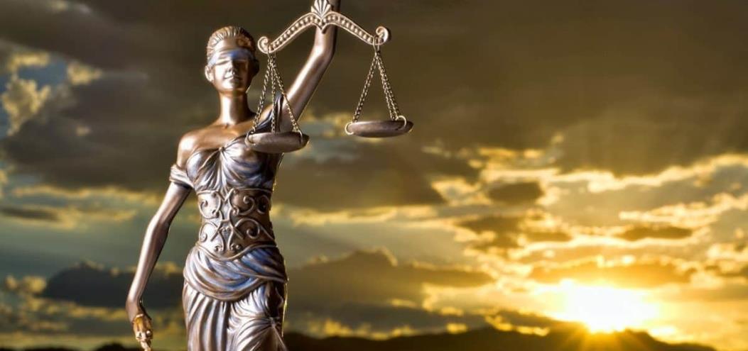 Simbología y Origen del Día del Abogados Simbología y Origen del Día del Abogados